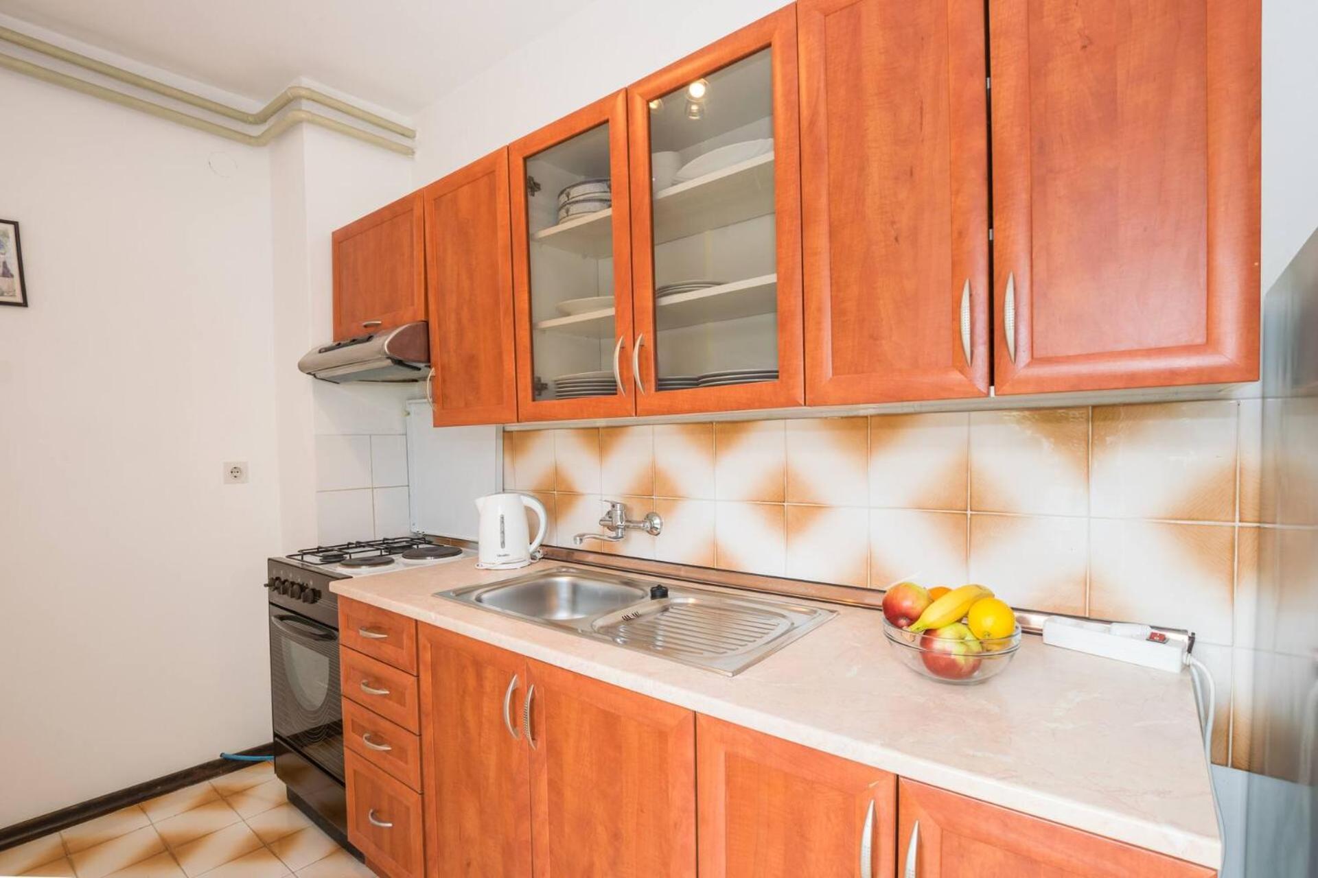 Family House With 2 Apartments - Irma 메덜린 외부 사진
